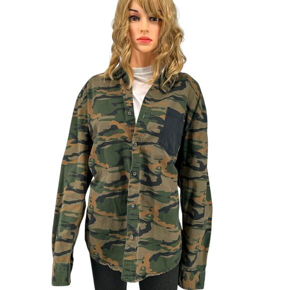 Modern Amusement XL Army Green Camo Print Button Down Shirt - Picture 1 of 6